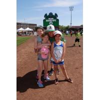 Young fans enjoy Dayton Dragons MVP Field Day