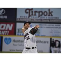 Somerset Patriots pitcher Cory Riordan