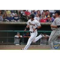 Charleston RiverDogs first baseman Chris Hess rounds third