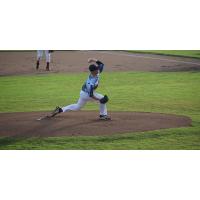 Acadiana Cane Cutters pitching