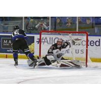 Vancouver Giants goaltender David Tendeck sprawls for a save
