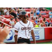 Chicago Bandits outfielder Jessie Scroggins