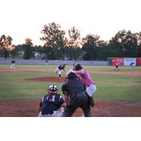 Texarkana Twins vs. the Texas Marshals