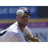 Somerset Patriots pitcher Stephen Perakslis
