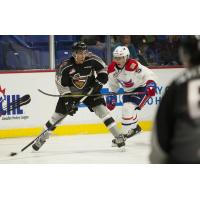 Vancouver Giants forward Justin Sourdif