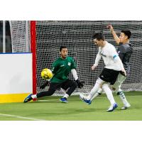 St. Louis Ambush take a shot vs. the Dallas Sidekicks