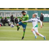 Sounders FC 2 forward David Estrada (left)