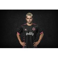 Nicolas Lodeiro models Seattle Sounders FC's new Nightfall secondary kit