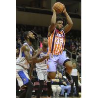 Retin Obasohan of the Northern Arizona Suns in his Rodeo Clowns jersey