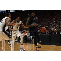 Halifax Hurricanes shooting guard Terry Thomas drives against the Moncton Magic