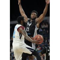 Halifax Hurricanes shooting guard Terry Thomas against the Moncton Magic