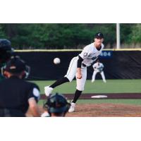 Lakeshore Chinooks pitching vs. the Wisconsin Woodchucks