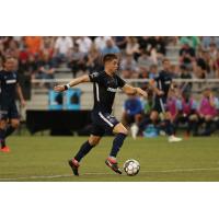 Memphis 901 FC with possession