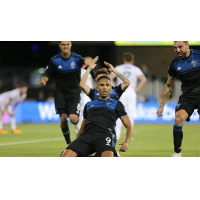 San Jose Earthquakes celebrate Danny Hoesen's game-winning goal