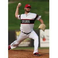Sioux City Explorers pitcher Tyler Fallwell