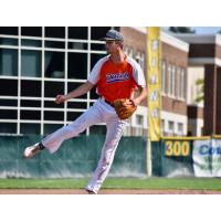 Albany Dutchmen pitcher Logan Savell