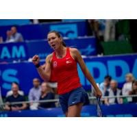 2018 Wimbledon mixed doubles champ Nicole Melichar with the Washington Kastles