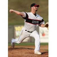 Sioux City Explorers on the mound