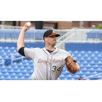Long Island Ducks pitcher Vin Mazzaro