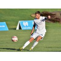 Defender Jordan Skelton