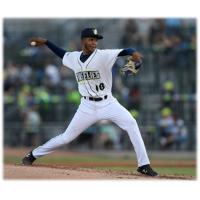 Columbia Fireflies starter Daison Acosta
