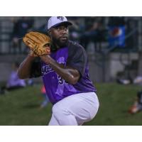 Lincoln Saltdogs pitcher Shairon Martis