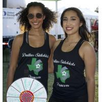 Dallas Sidekicks dancers
