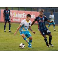 Las Vegas Lights FC midfielder Cristian Martinez