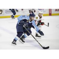Forward Joe Pendenza with the Milwaukee Admirals