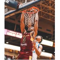 Canton Charge center Marques Bolden dunks against the Westchester Knicks