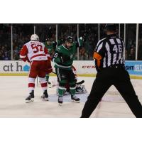 Texas Stars forward Justin Dowling