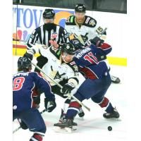 Wheeling Nailers battle the Tulsa Oilers