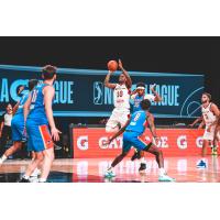 Canton Charge guard Sheldon Mac (10) vs. takes a shot vs. the Oklahoma City Blue