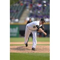 Jake Petricka pitching for the Chicago White Sox
