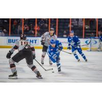 Wichita Thunder forward Anthony Beauregard (center) vs. the Kansas City Mavericks