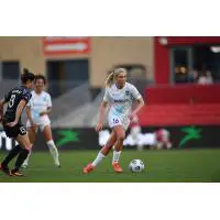 Allie Long of NJ/NY Gotham FC with possession against Chicago Red Stars