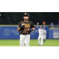 Rey Fuentes of the Long Island Ducks on base