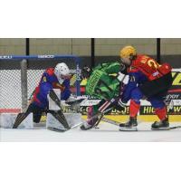 Indy Fuel battles the Wheeling Nailers