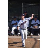 Zack Britton pitching with the Somerset Patriots