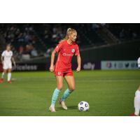 Kansas City Current midfielder Katie Bowen