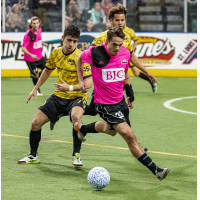 St. Louis Ambush battle the Milwaukee Wave
