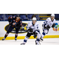 Victoria Royals left wing Tanner Scott vs. the Kamloops Blazers