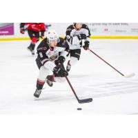 Vancouver Giants centre Ty Thorpe vs. the Prince George Cougars
