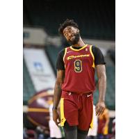 Cleveland Charge center Norvel Pelle against the Maine Celtics