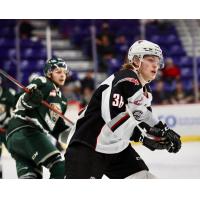 Vancouver Giants right wing Justin Lies vs. the Everett Silvertips