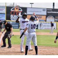 Somerset Patriots celebrate Michael Beltre's grand slam