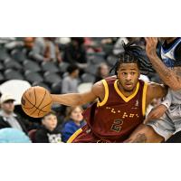 Cleveland Charge's Sharife Cooper in action