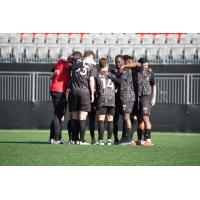 Pittsburgh Riverhounds huddle