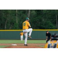 Sanford Mainers' Josh Kopetski on the mound