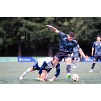 Tacoma Defiance battles for the ball